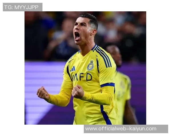 足球明星C罗的辉煌战绩与传奇生涯回顾分析